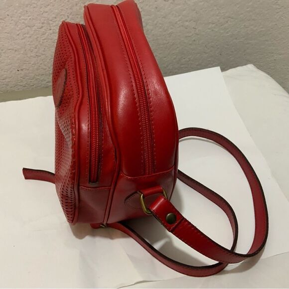 Crosspoint made for Charles Klein Italy  Leather crossbody red perforated - Picture 4 of 15